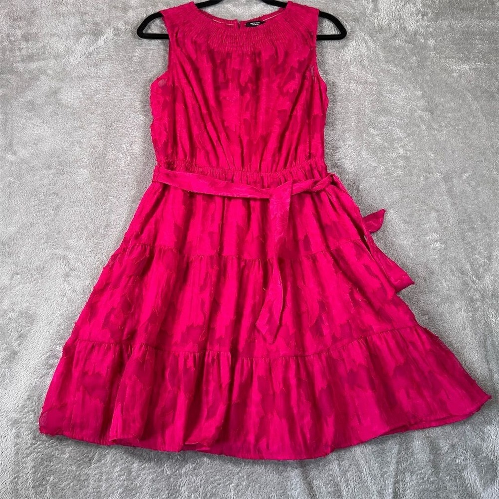 Simply Vera Vera Wang Dress Women's Size S Pink Smocked Neck Day